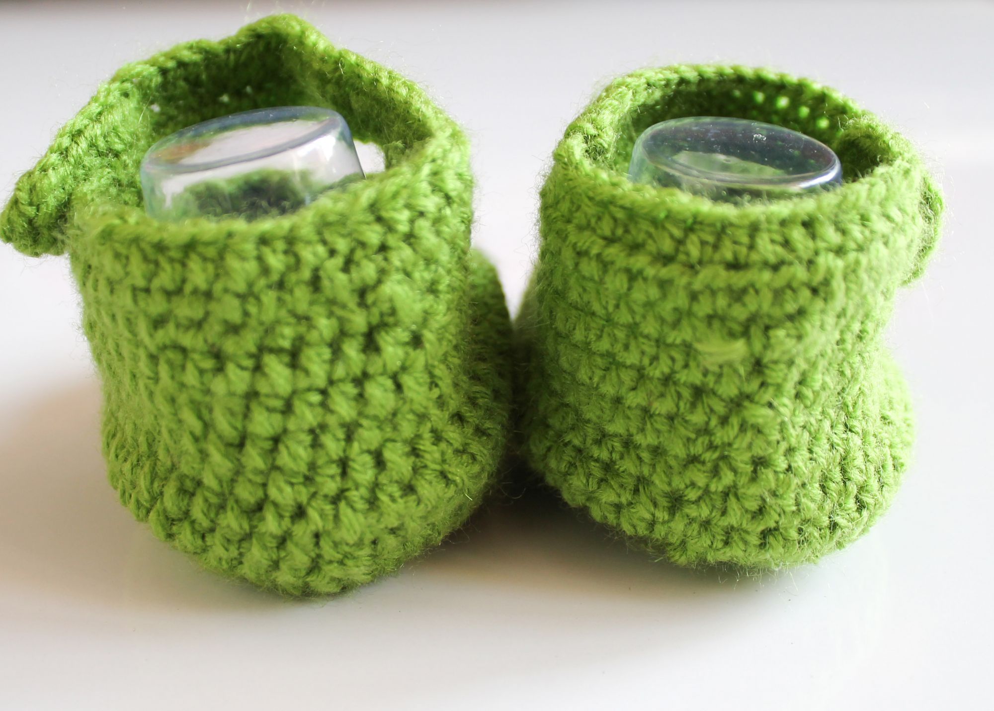Woonie Green Embroidered Handmade Woolen Booties for Kids