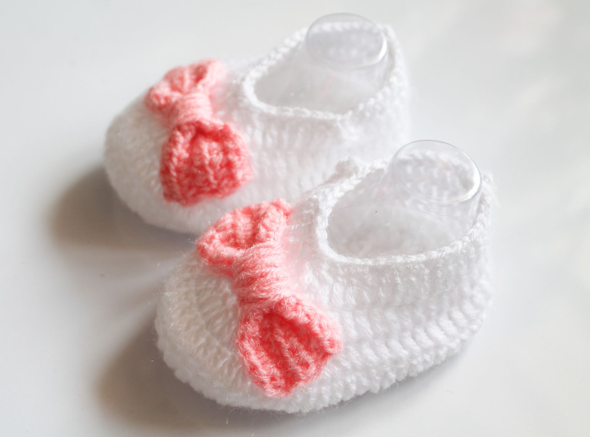 Woonie Handmade Pink Bow Booties