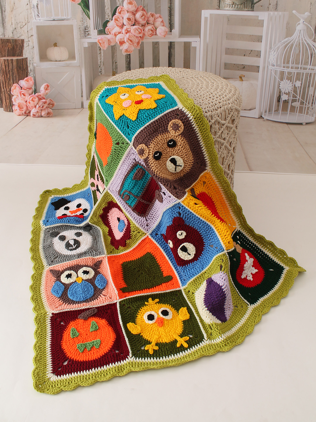 Woonie Handmade Character Blanket - Multi