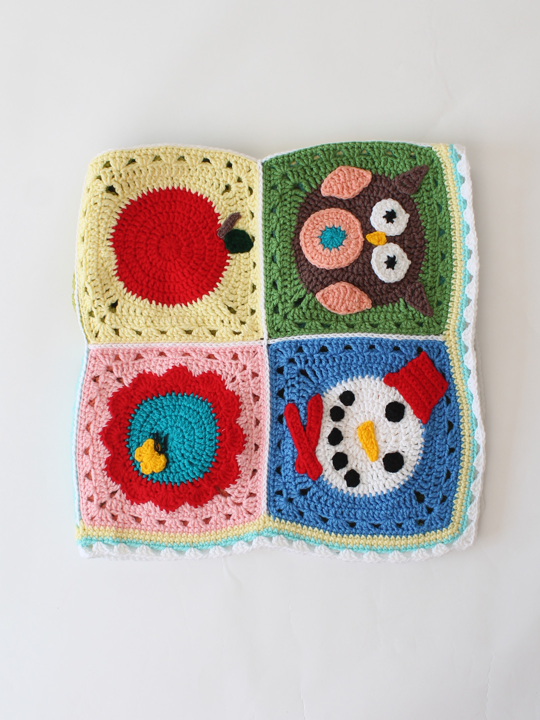 Crochet Handmade Woolen Animal Design Blanket 40*40 inch with Sherpa Lining