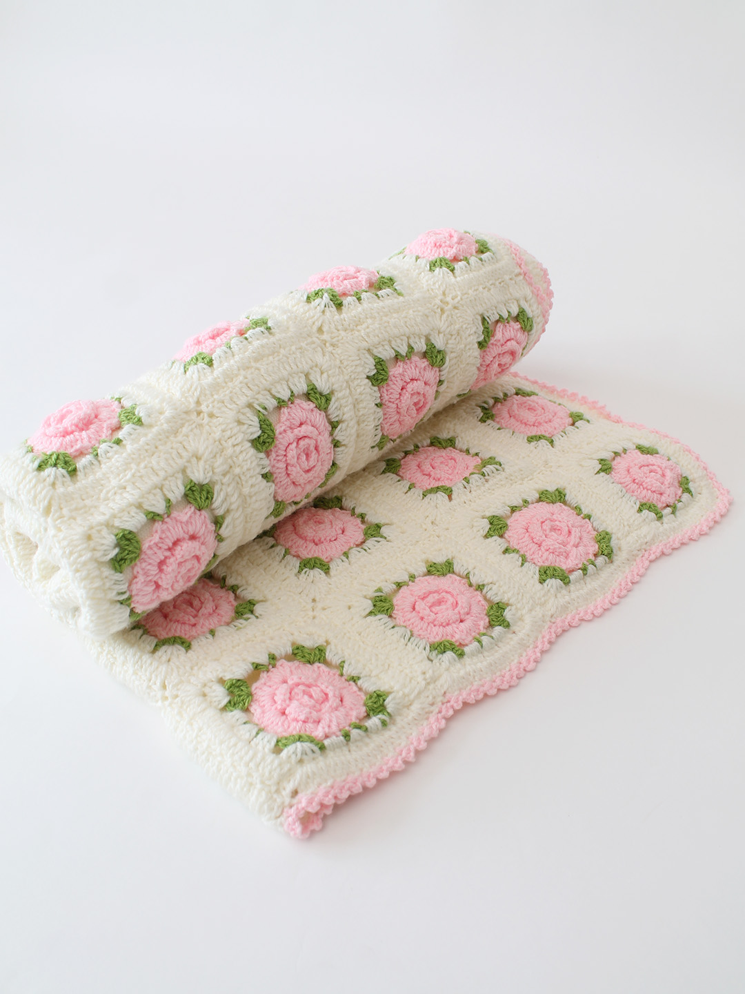 Crochet Handmade Woolen Pink Rose Blanket 40*40 inch with Sherpa Lining