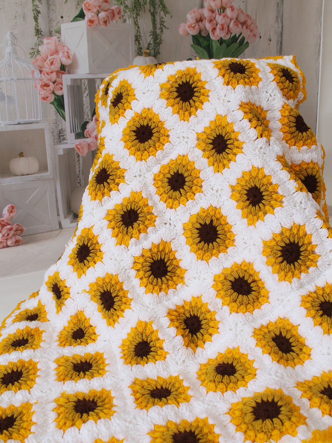 Crochet Handmade Woolen Sunflower Blanket 40*40 inch with Sherpa Lining