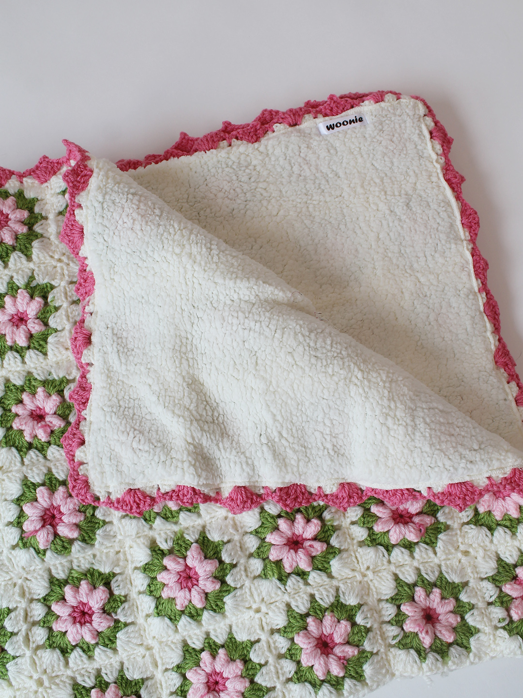 Woonie Handmade Floral Blanket 4040 inch - Cream