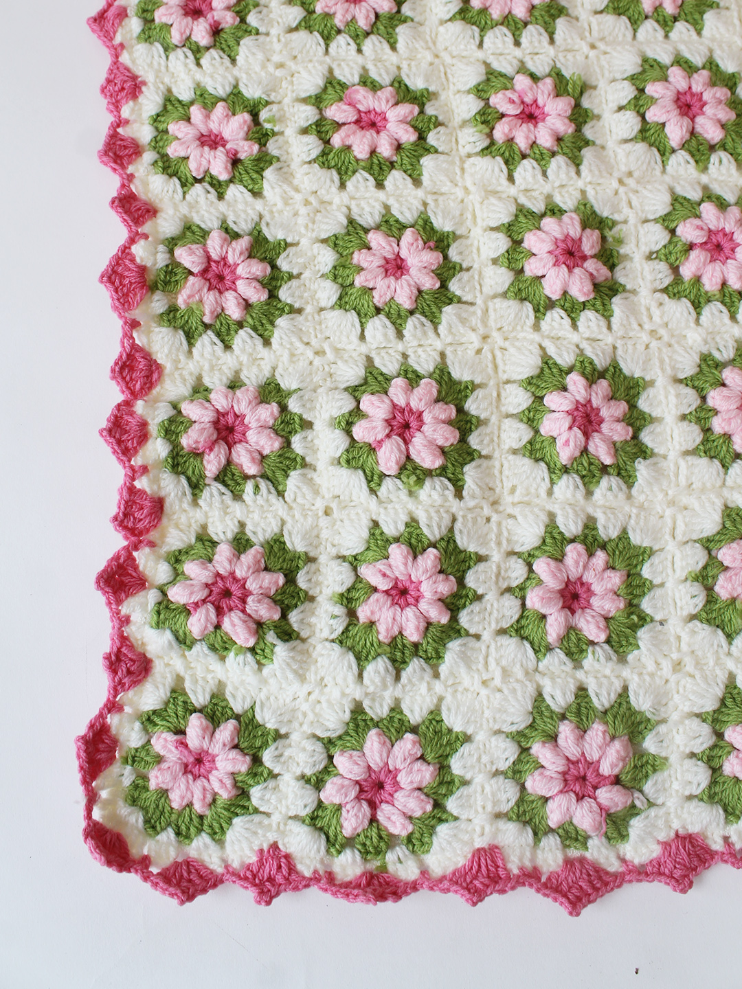 Woonie Handmade Floral Blanket 4040 inch - Cream