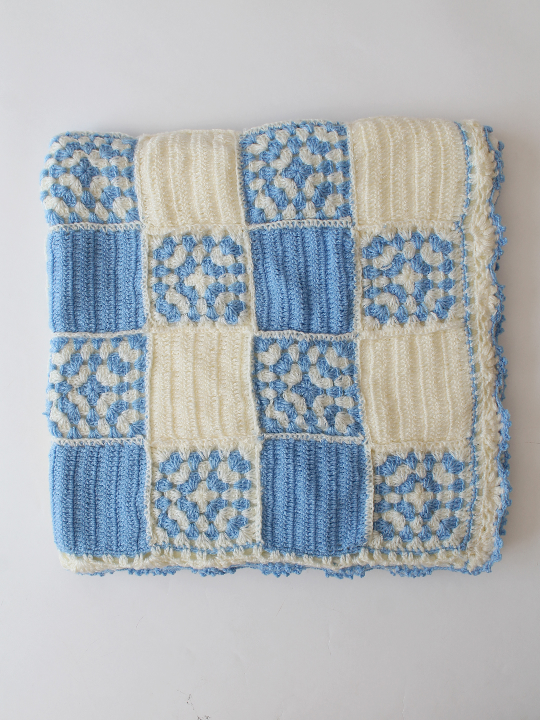 Woonie Handmade Granny Sqaure 40*40 inch with Lining Blanket - Blue