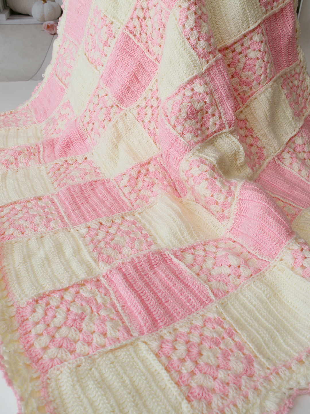 Woonie Handmade Granny Sqaure 4040 inch Crib Blanket with Sherpa Lining- Pink