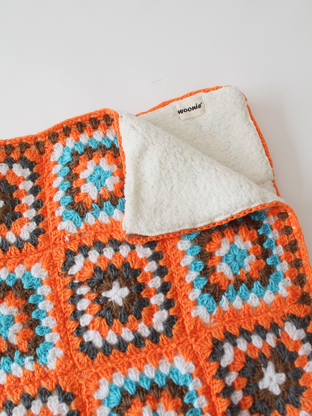 Woonie Handmade Granny Sqaure Blanket with Sherpa Lining  - Orange