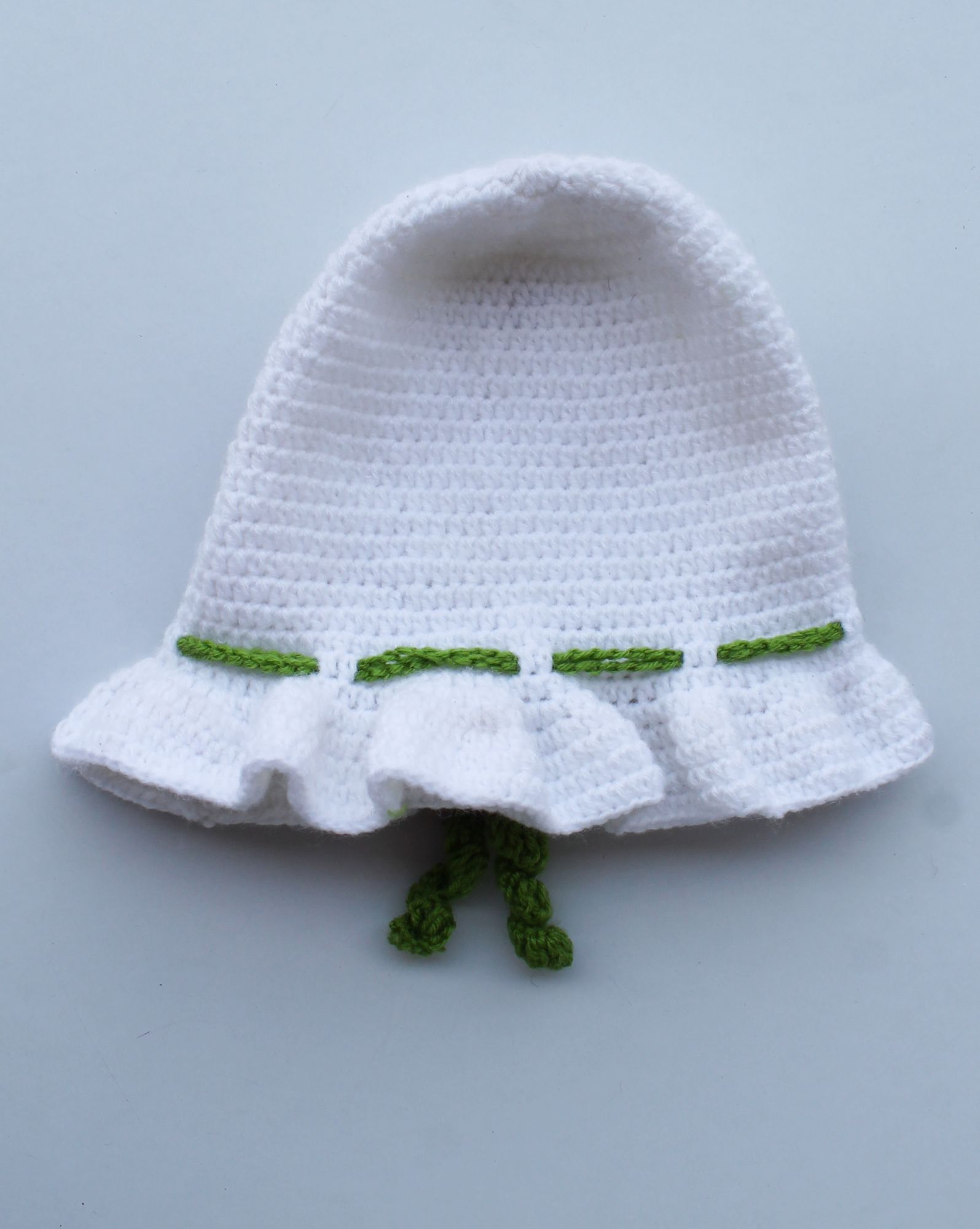 Woonie Handmade Flower Design Cap - White