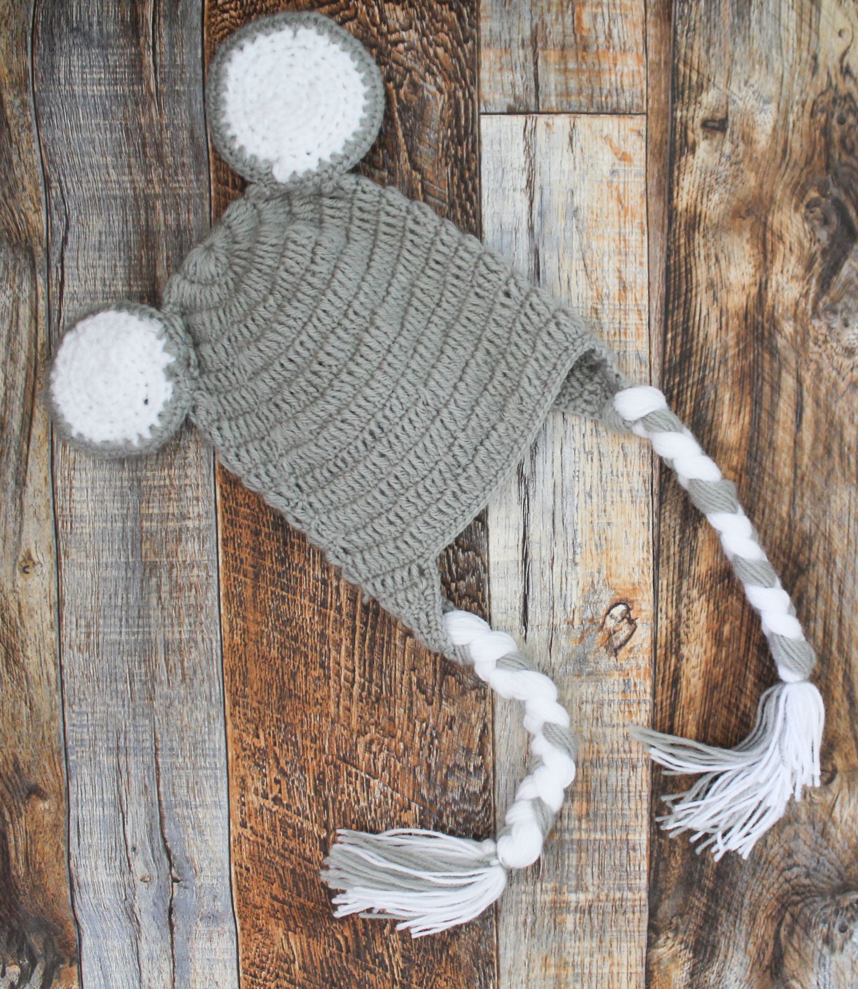 Woonie Handmade Kitty Face Patch Cap - Grey