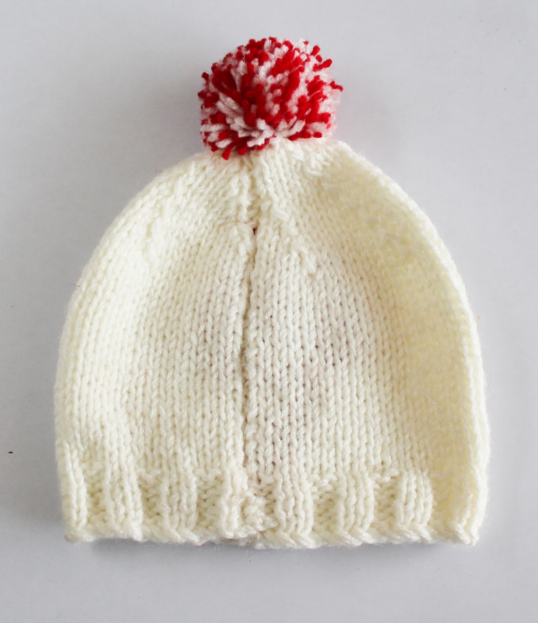 Woonie Handmade Heart Design Cap - Cream