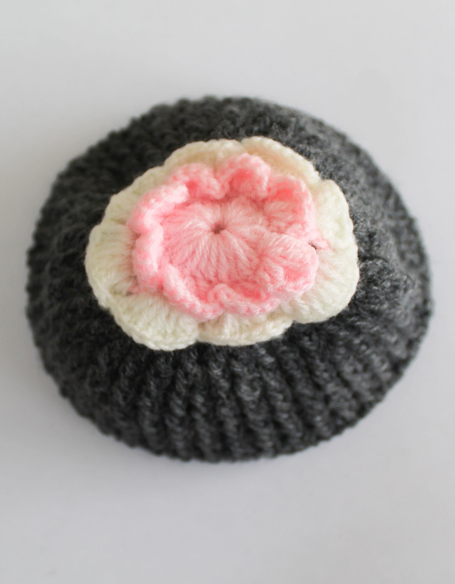 Woonie Flower Detailing Handmade Cap - Grey