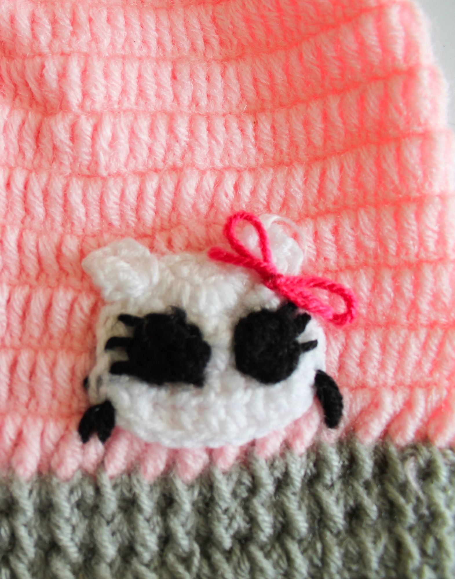 Woonie Cat Knit Detailing Handmade Cap - Light Pink