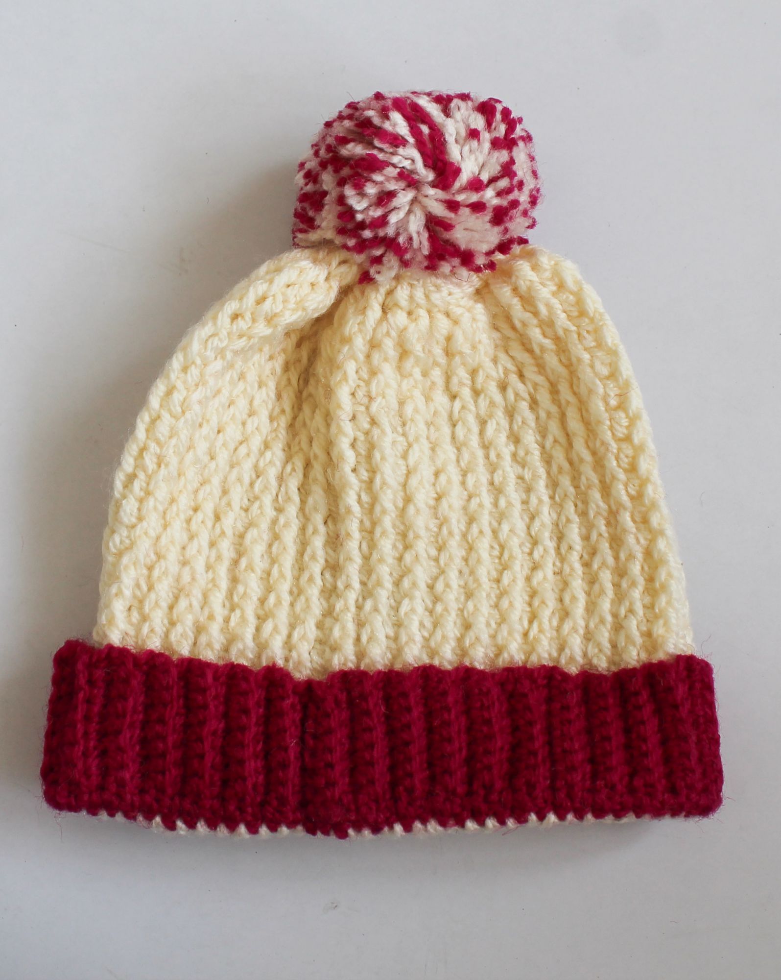 Woonie Handmade Pom Pom Detailing Cap - Cream