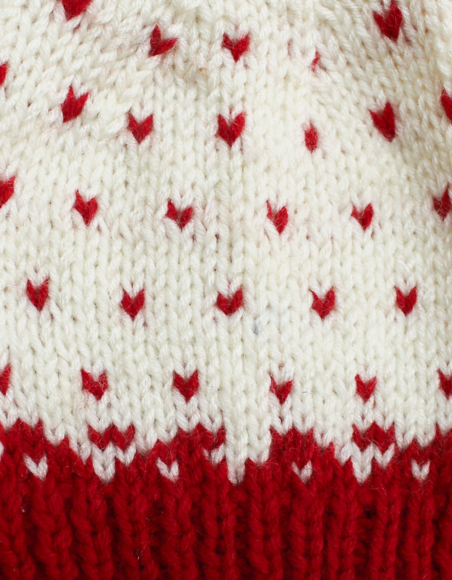 Woonie Heart Knit Detailing Handmade Cap - Red & Off White