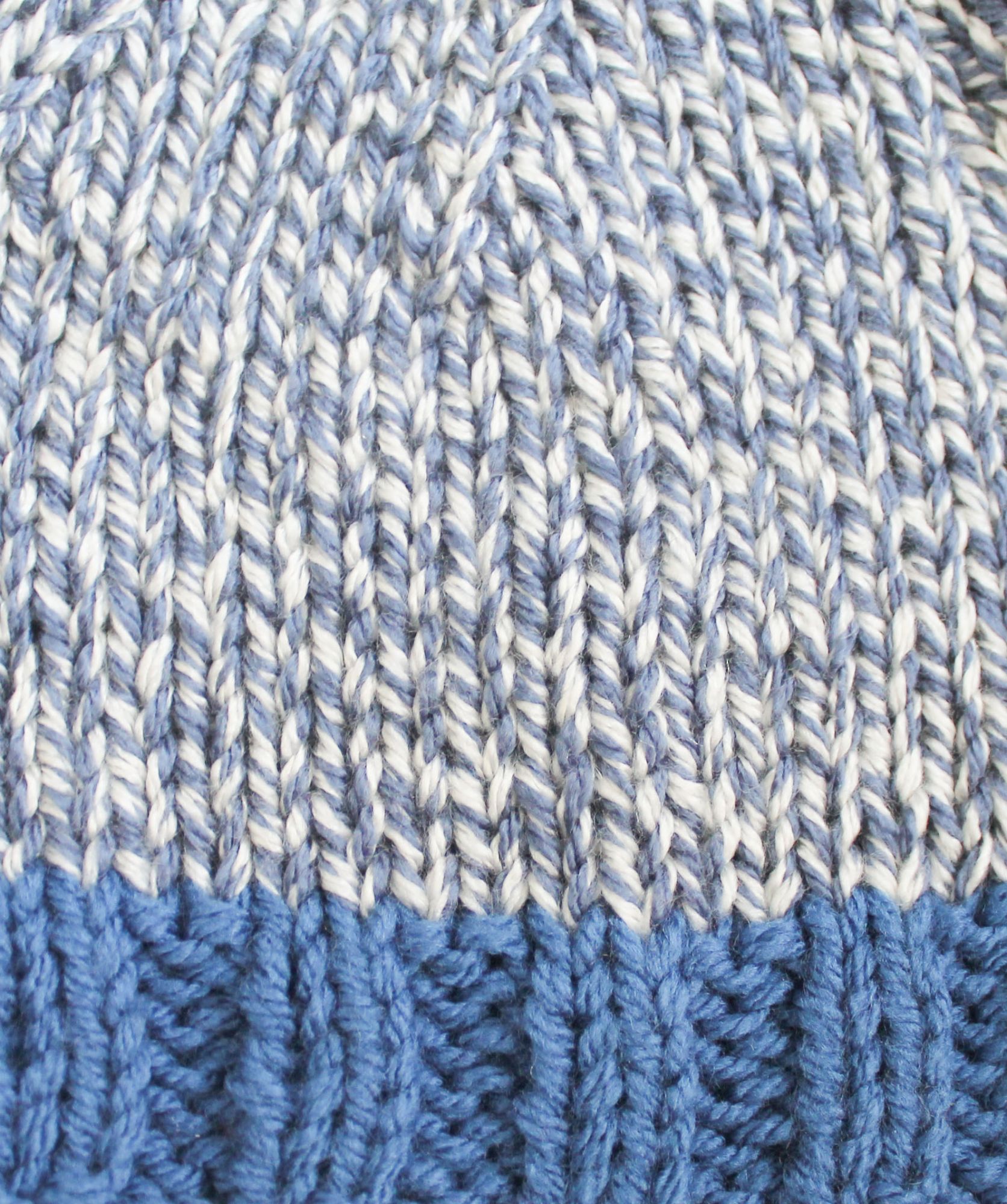 Woonie Handmade Pom Pom Detailing Cap - Blue