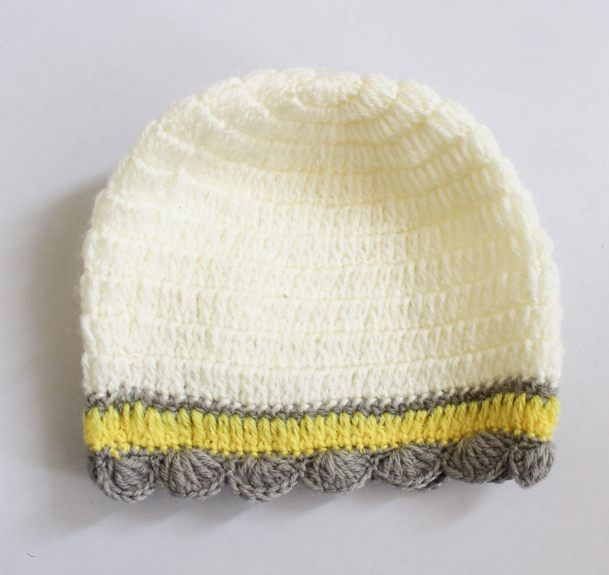 Woonie Handmade Floral Design Cap - Cream