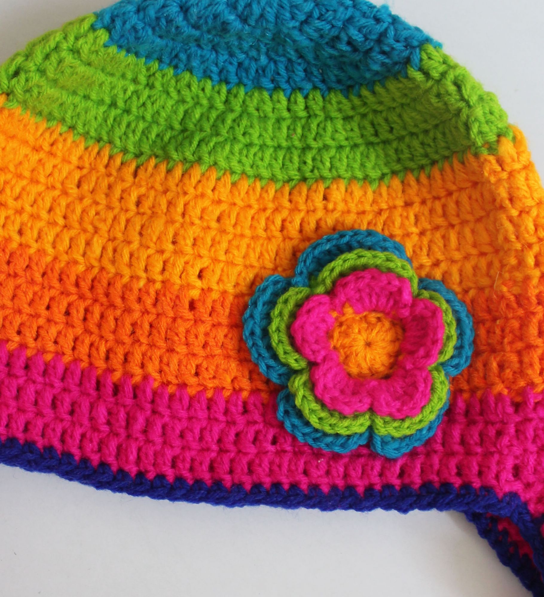 Woonie Flower Detailing Cap - Multi