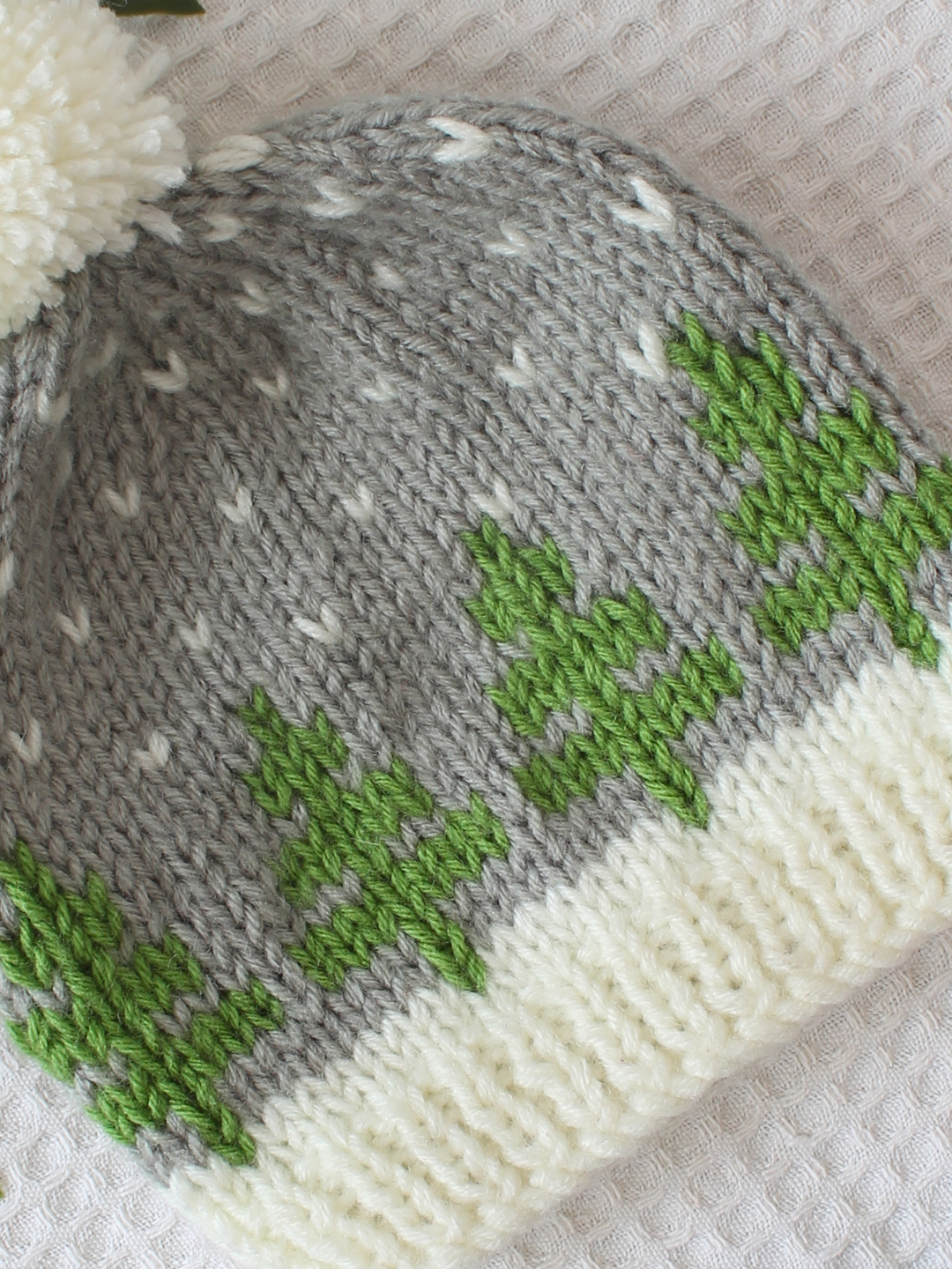 Woonie Handmade Intarsia Trees Cap - Grey