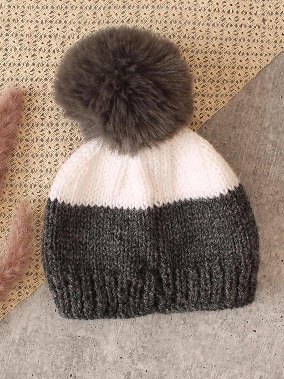 Woonie Handmade Heart Cap with Faux Fur Pom Pom- Black