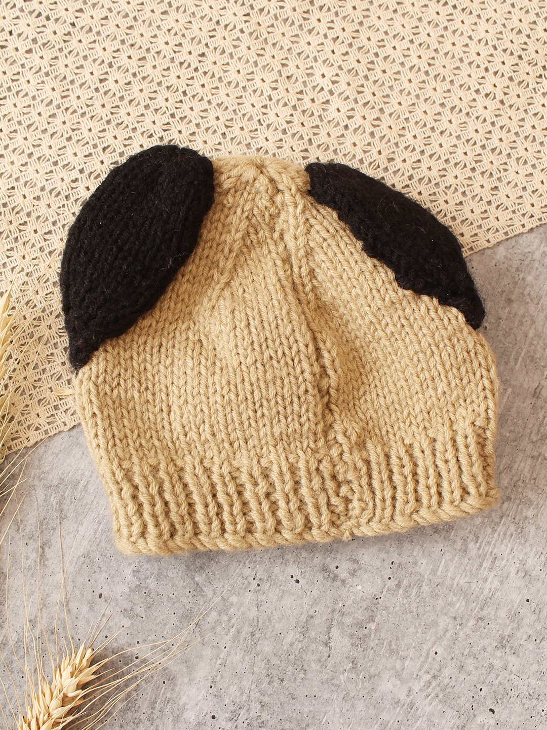 Woonie Handknitted Puppy Cap - Beige