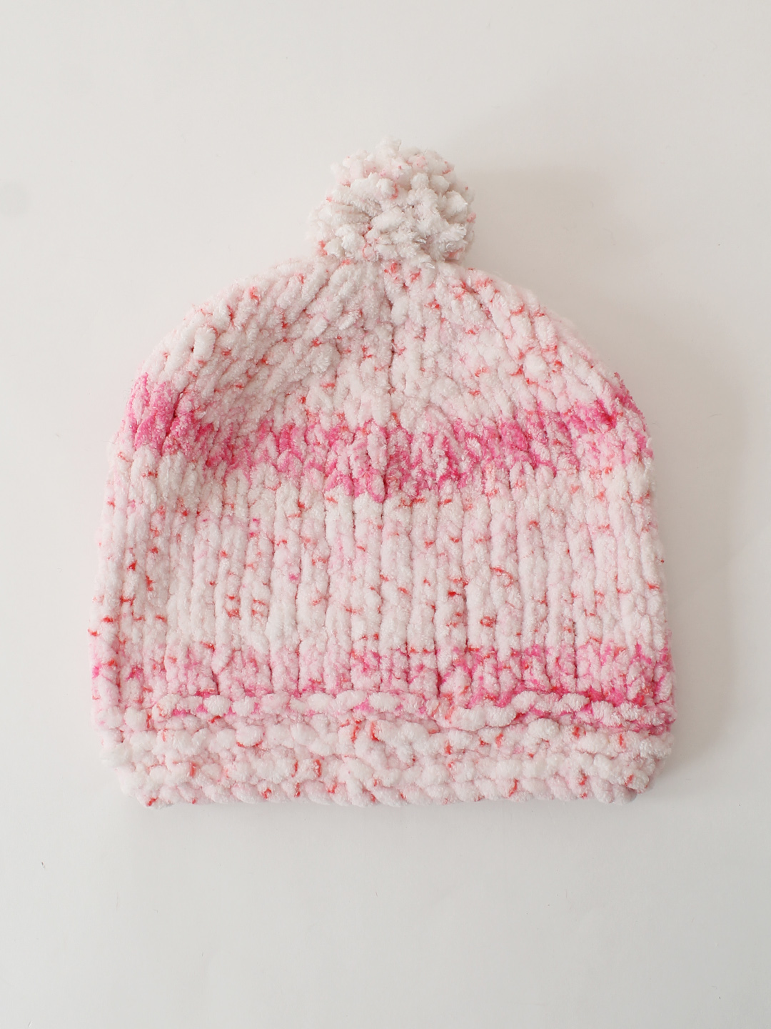 Handknitted Pom Pom Detailed Cap - Pink