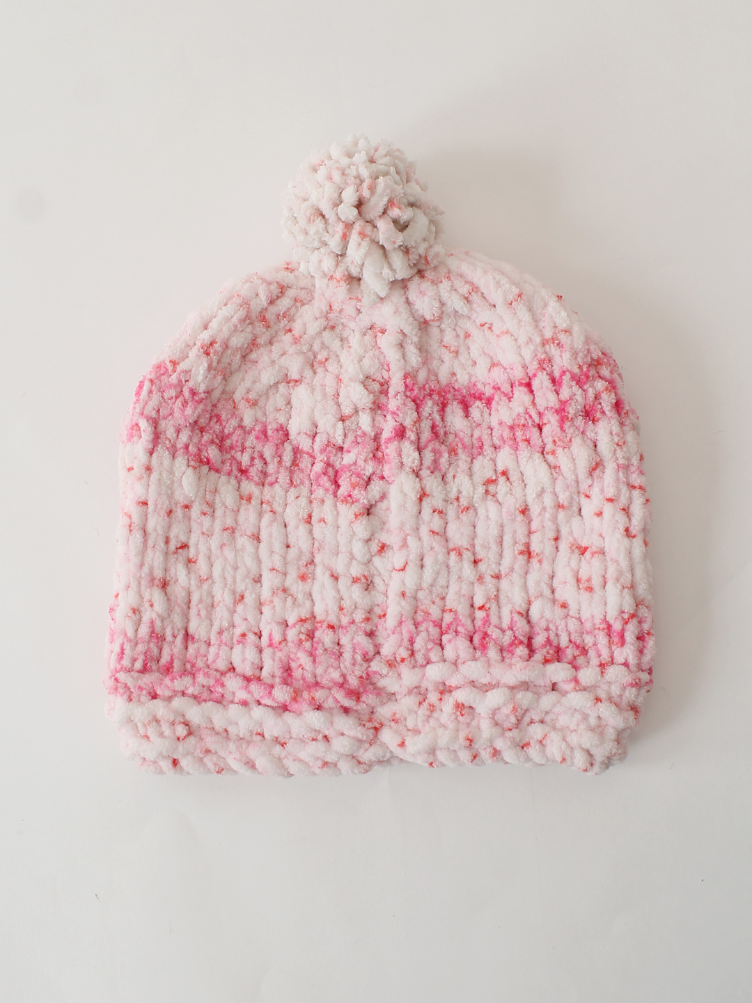 Handknitted Pom Pom Detailed Cap - Pink