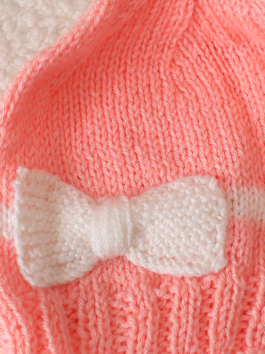 Handknitted Bow Detailed Cap - Peach