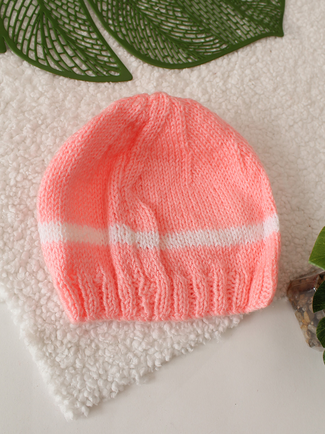 Handknitted Bow Detailed Cap - Peach