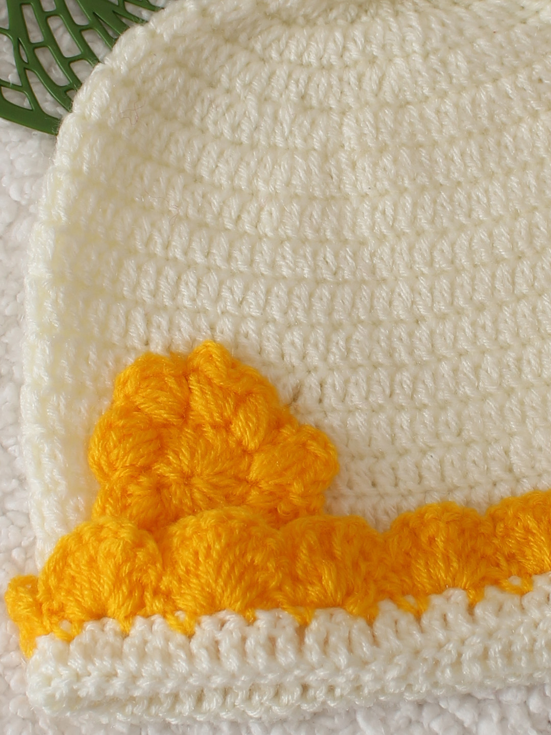 Crochet Floral Cap - Cream