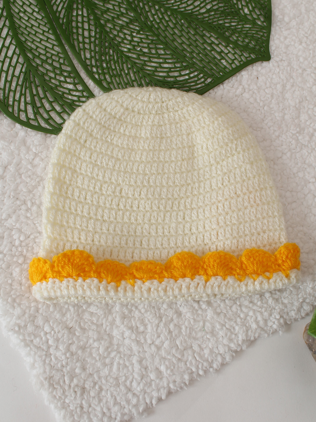 Crochet Floral Cap - Cream