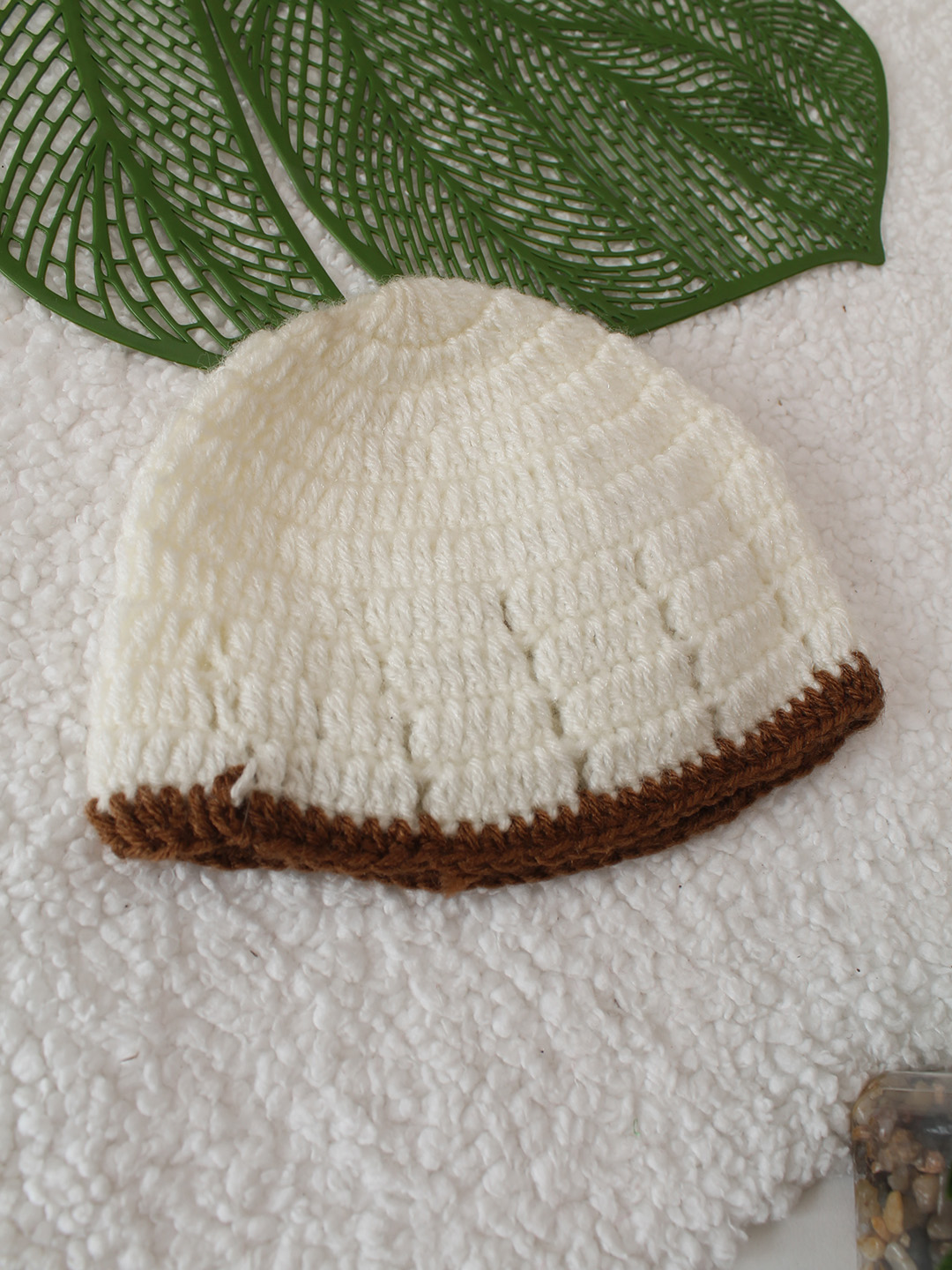 Crochet Floral Cap - Cream