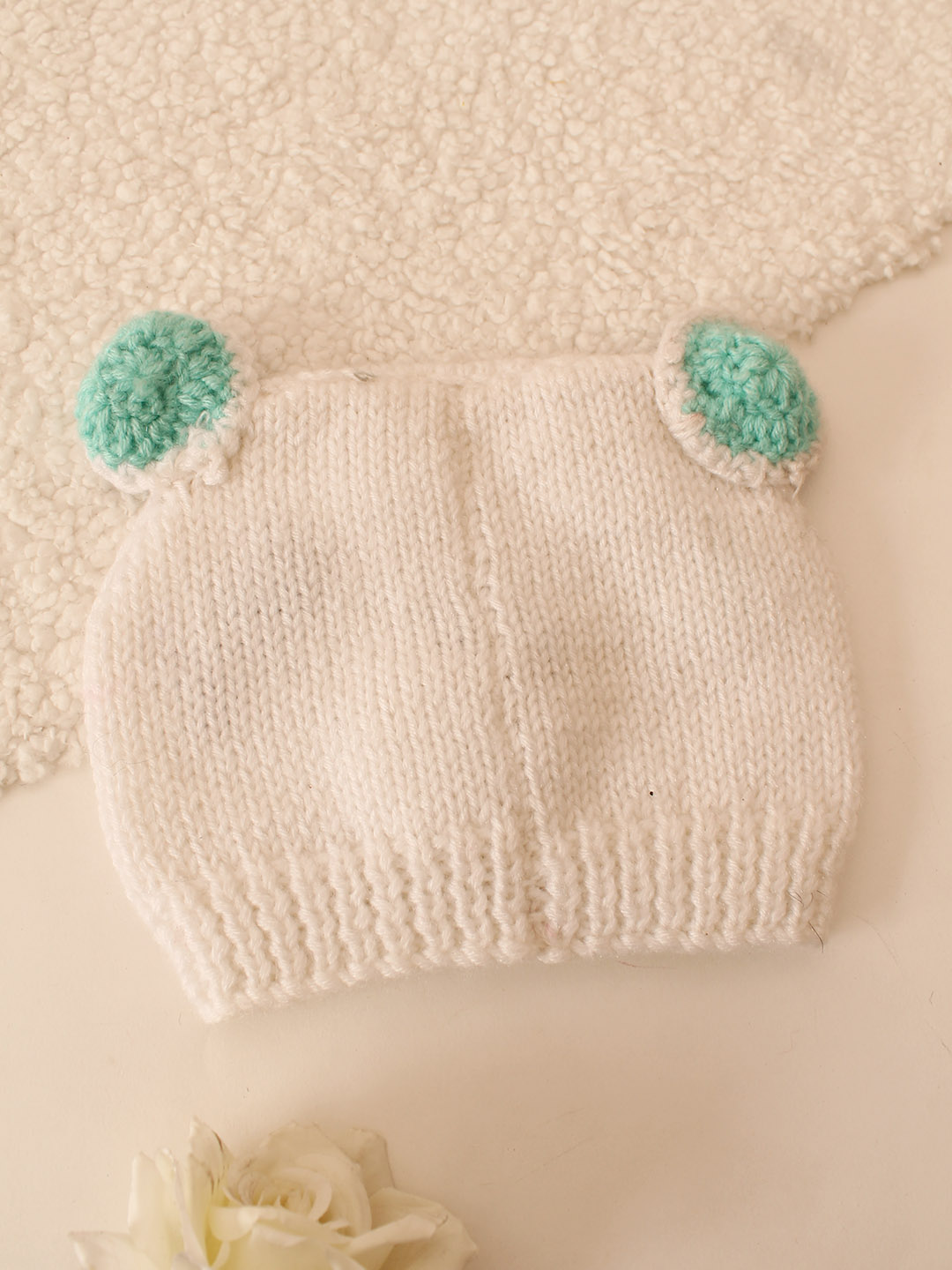 Handmade Bear Design Cap - White