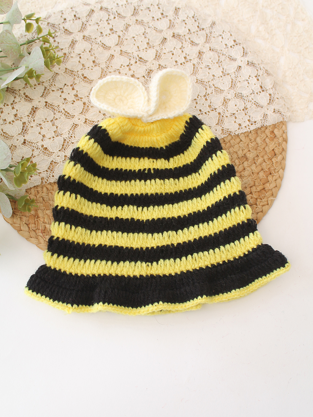 Woonie Crochet Striped Design Cap - Black