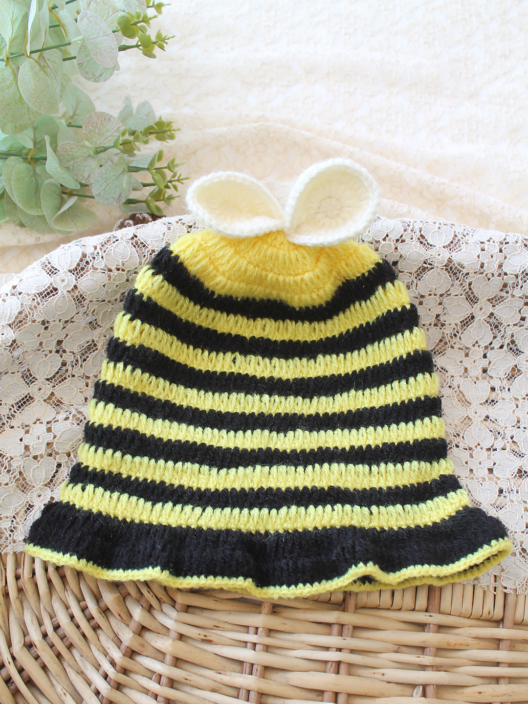 Woonie Crochet Striped Design Cap - Black