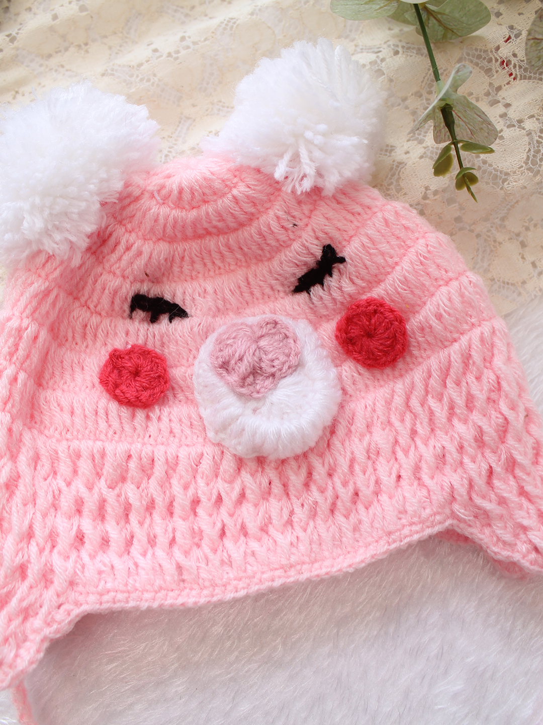 Woonie Crochet Pig Pom Pom Detailed Cap - Pink