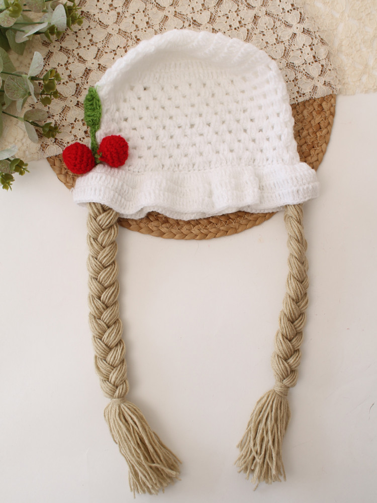 Image of Woonie Crochet Cherry Applique Detailed Cap - White