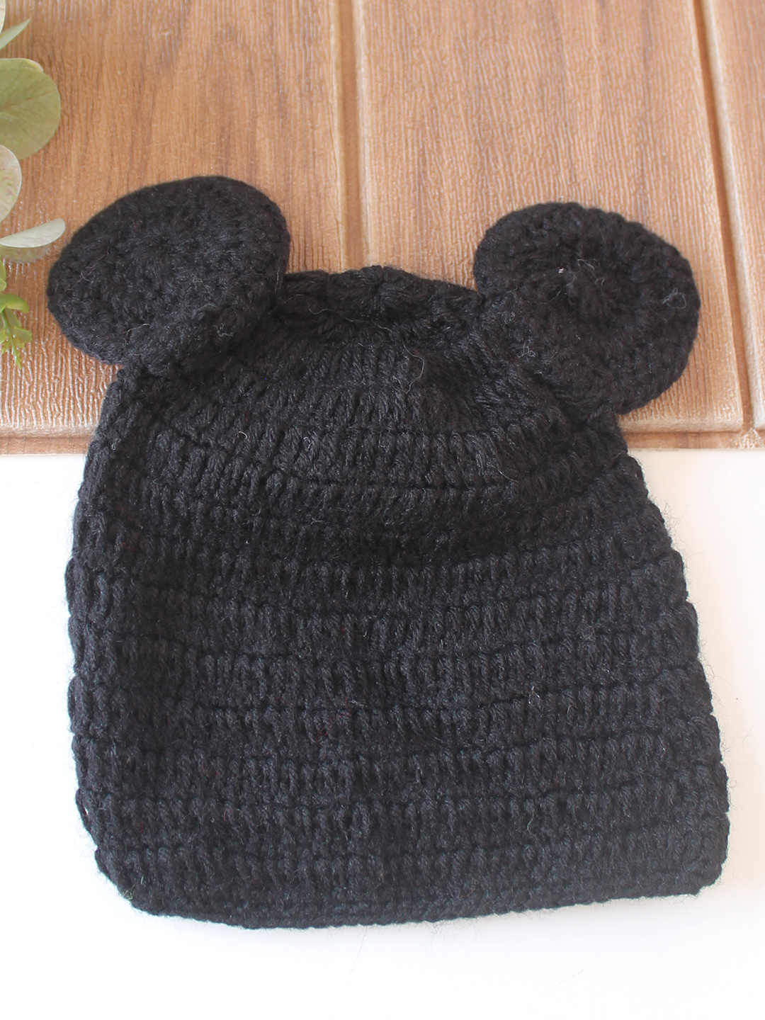 Woonie Crochet Bow Detailed with Ear Cap - Black