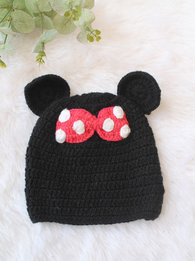 Image of Woonie Crochet Bow Detailed with Ear Cap - Black