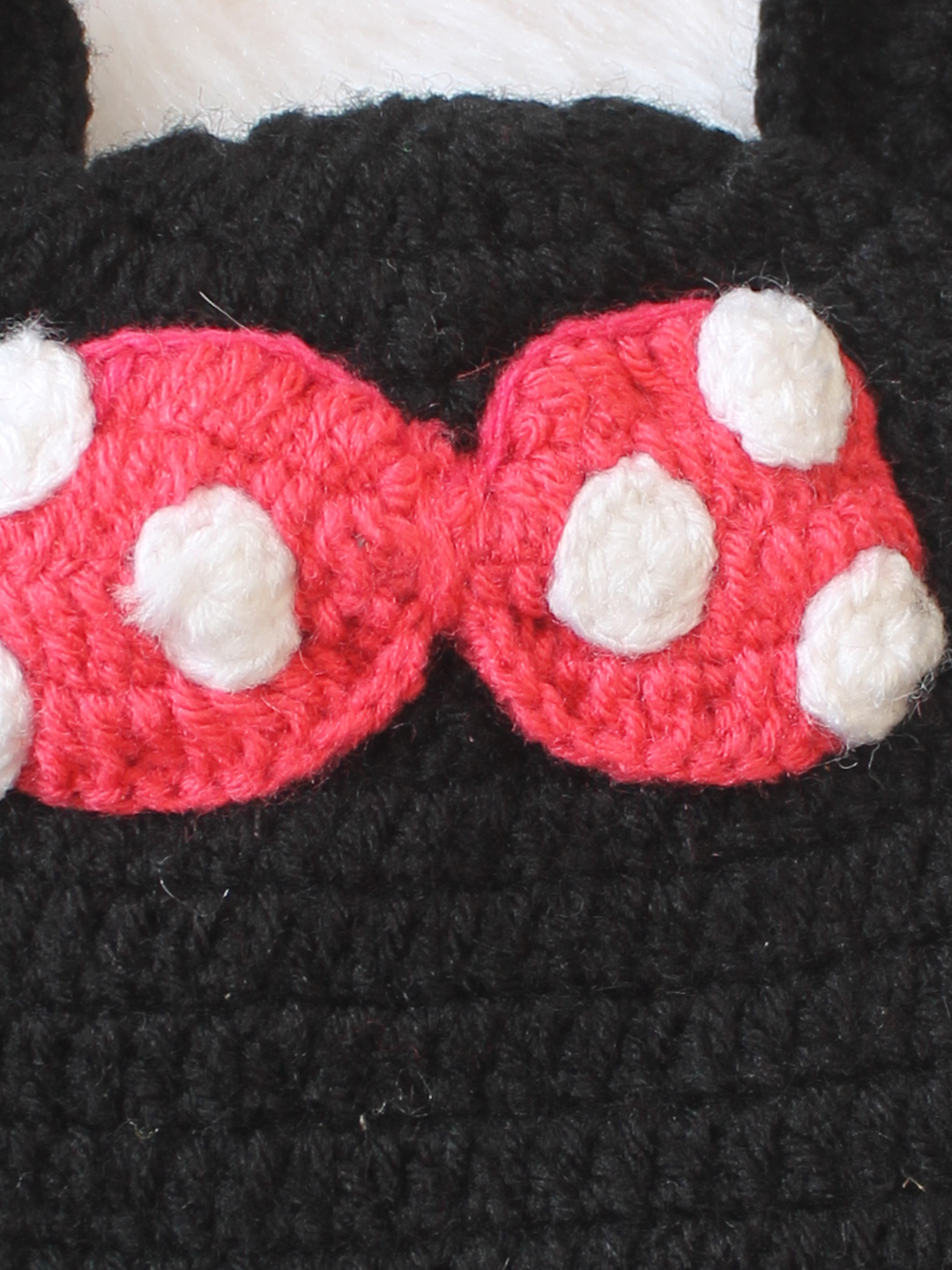 Woonie Crochet Bow Detailed with Ear Cap - Black