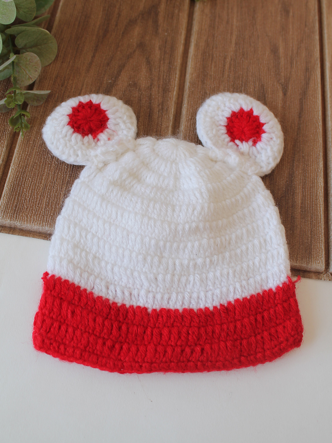 Woonie Crochet Bow Detailed with Ear Cap - White