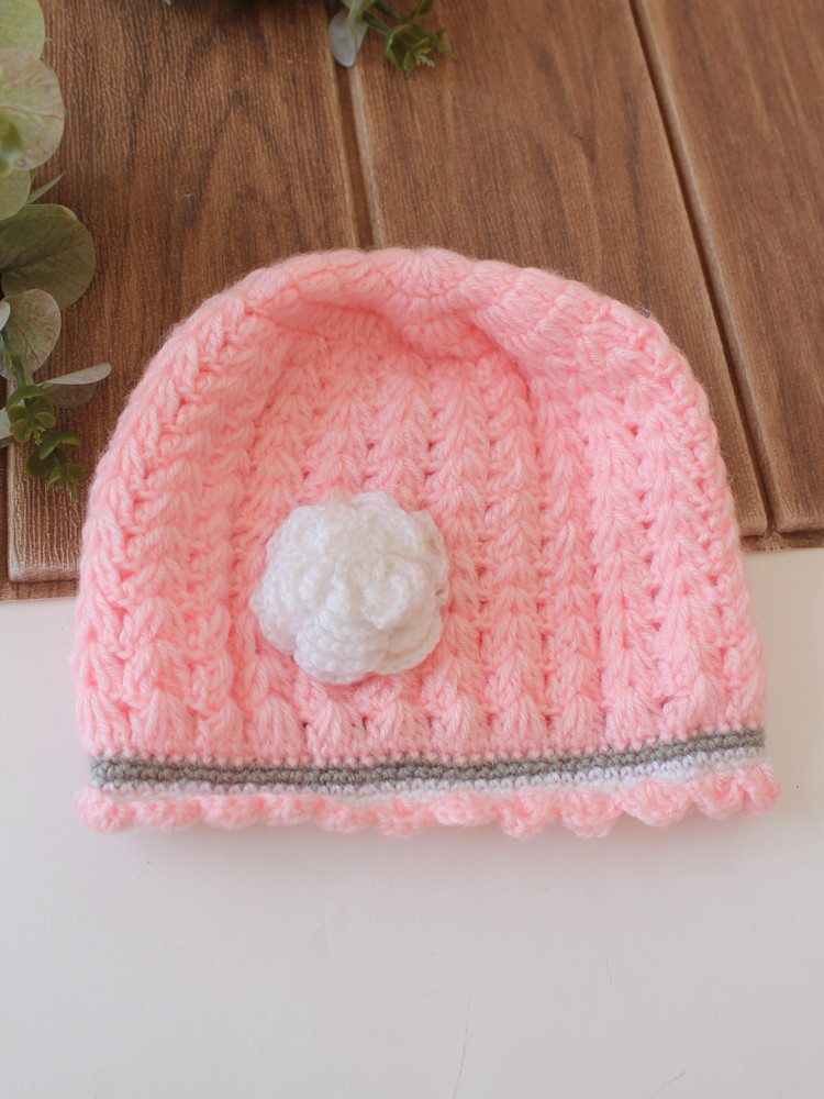 Image of Woonie Crochet Floral Applique Detailed Cap - Pink