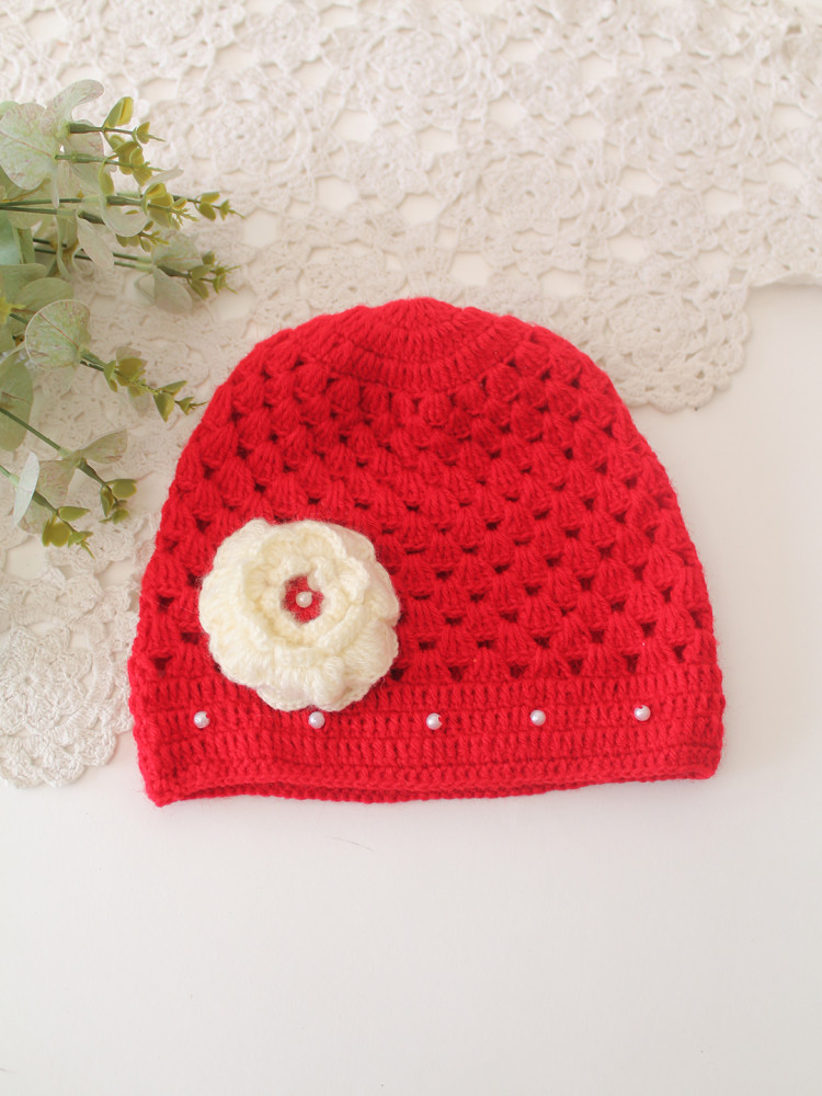 Image of Woonie Crochet Floral Applique Detailed Cap - Red
