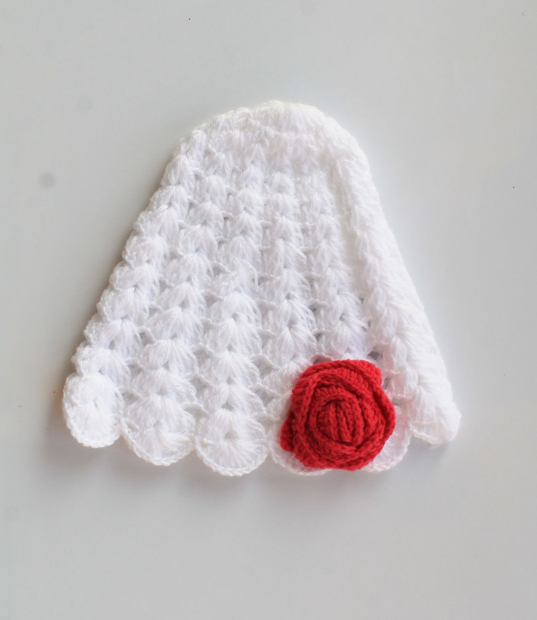 White Cap with Pink Flower
