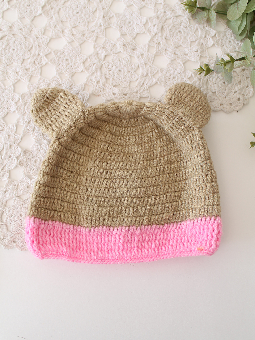 Woonie Crochet Bear Face Detailed Cap - Beige