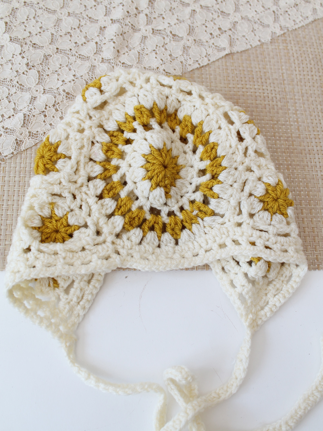 Woonie Crochet Granny Square Detailed Cap - Cream