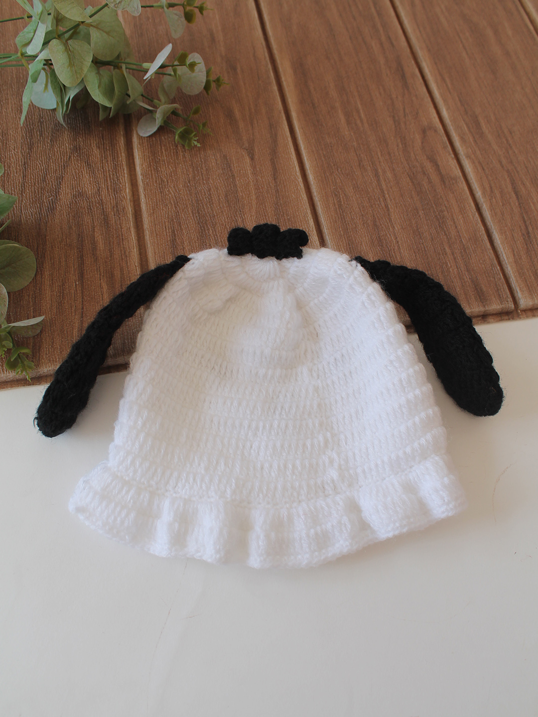 Woonie Crochet Pachacco Detailed Cap - White