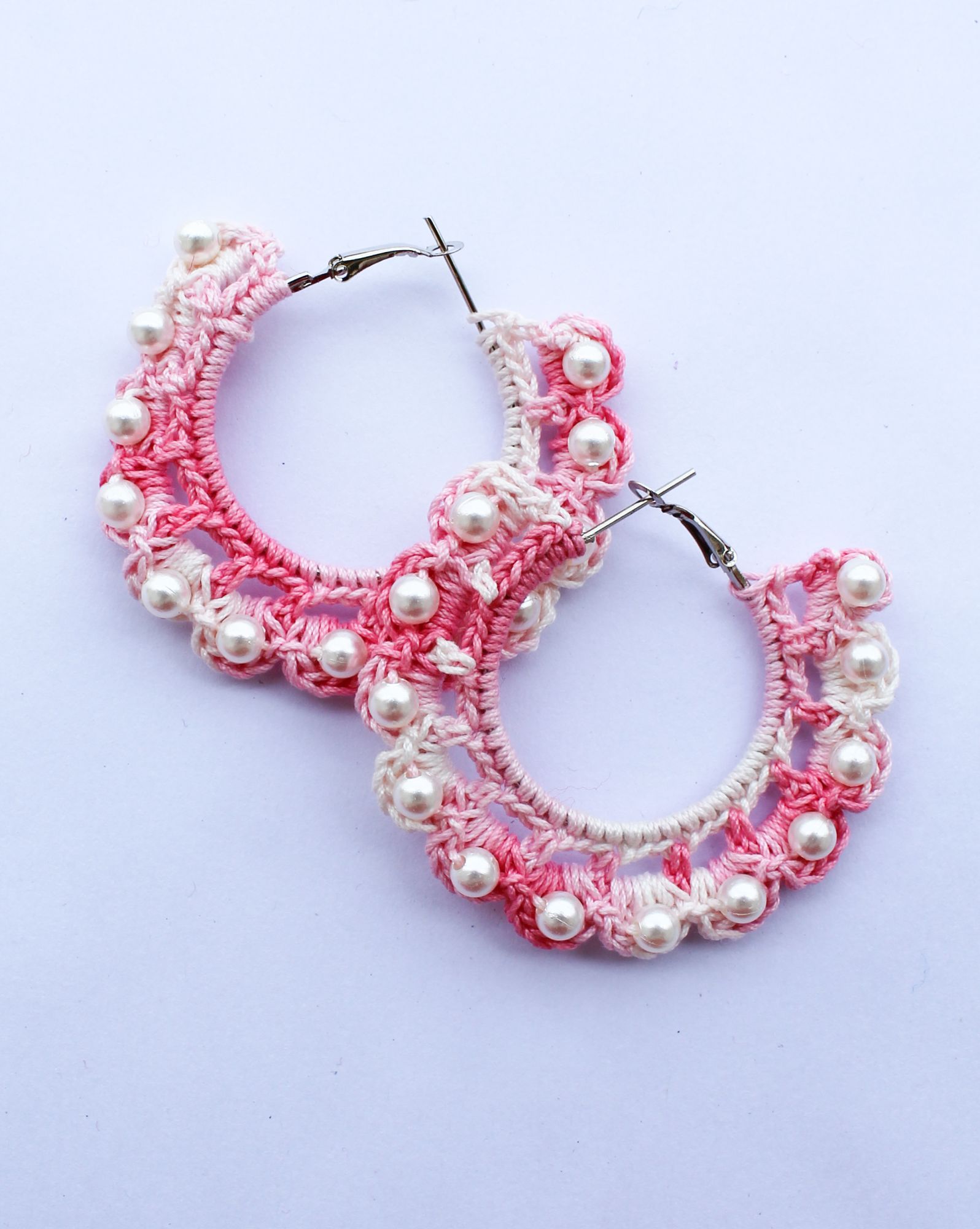 Woonie Handmade Crocheted Pearl Embellished EaringsPink