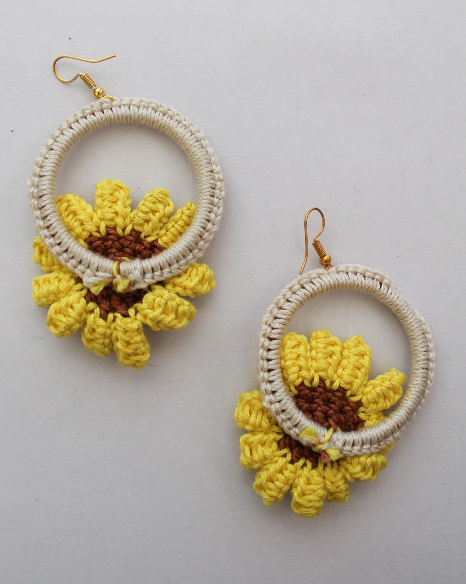 Woonie Handmade Floral Crocheted Earings-Yellow