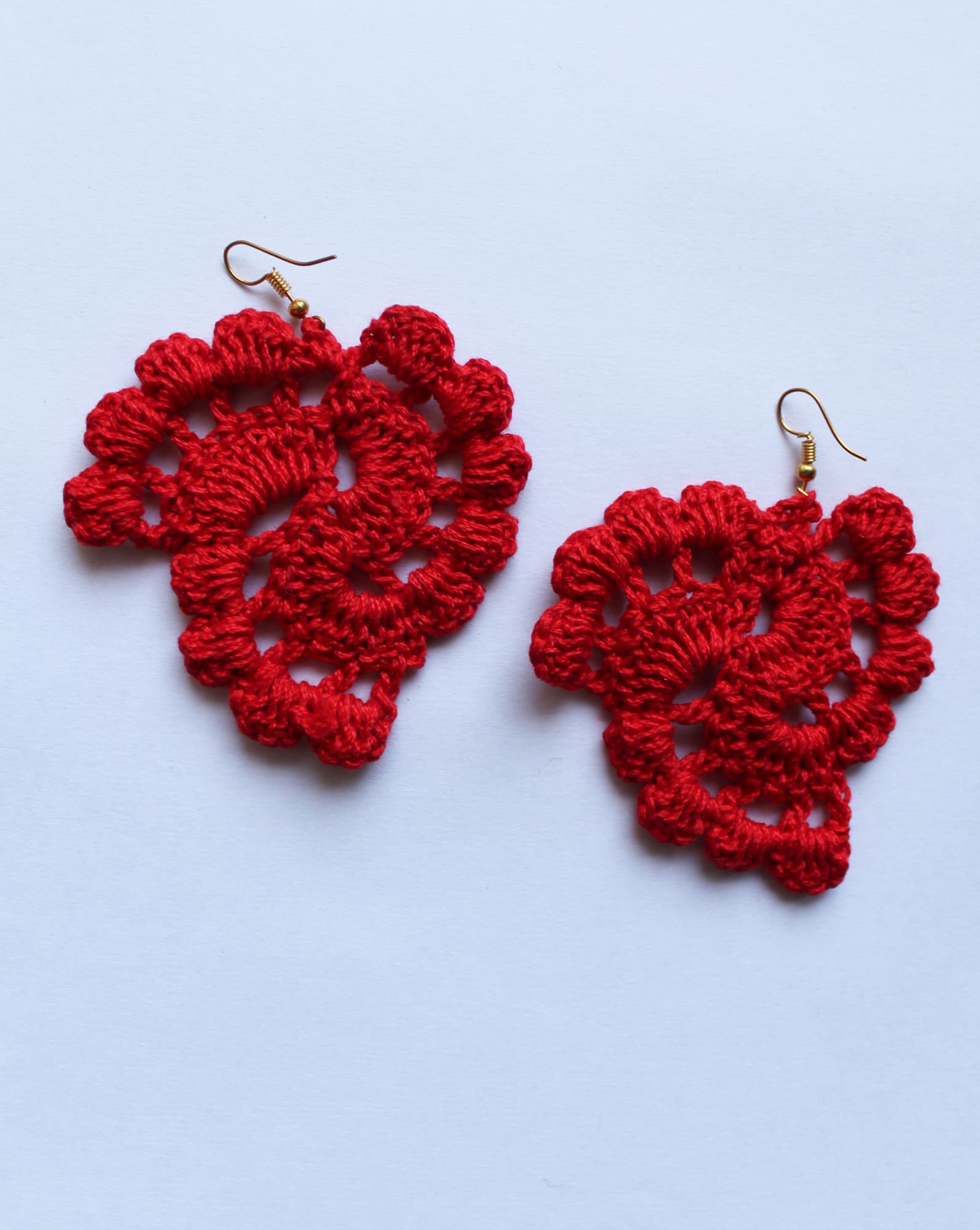 Woonie Handmade Crocheted Earings-Red