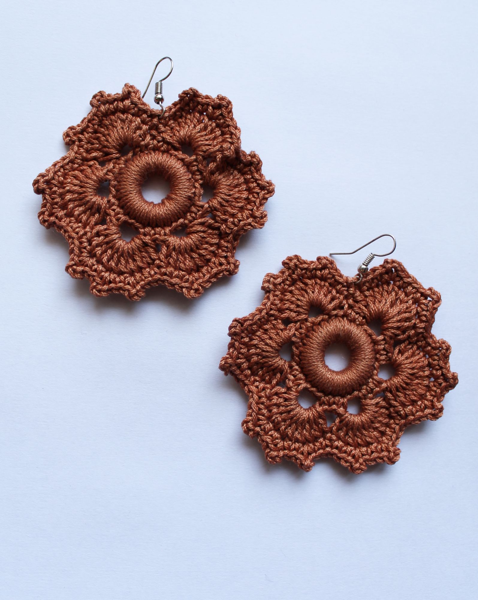 Woonie Handmade Floral Crocheted Earings-Brown